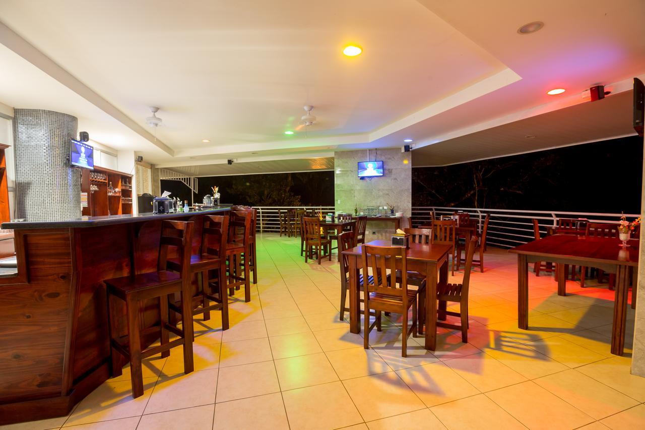 אגוחאס Hotel Arenas En Punta Leona מראה חיצוני תמונה